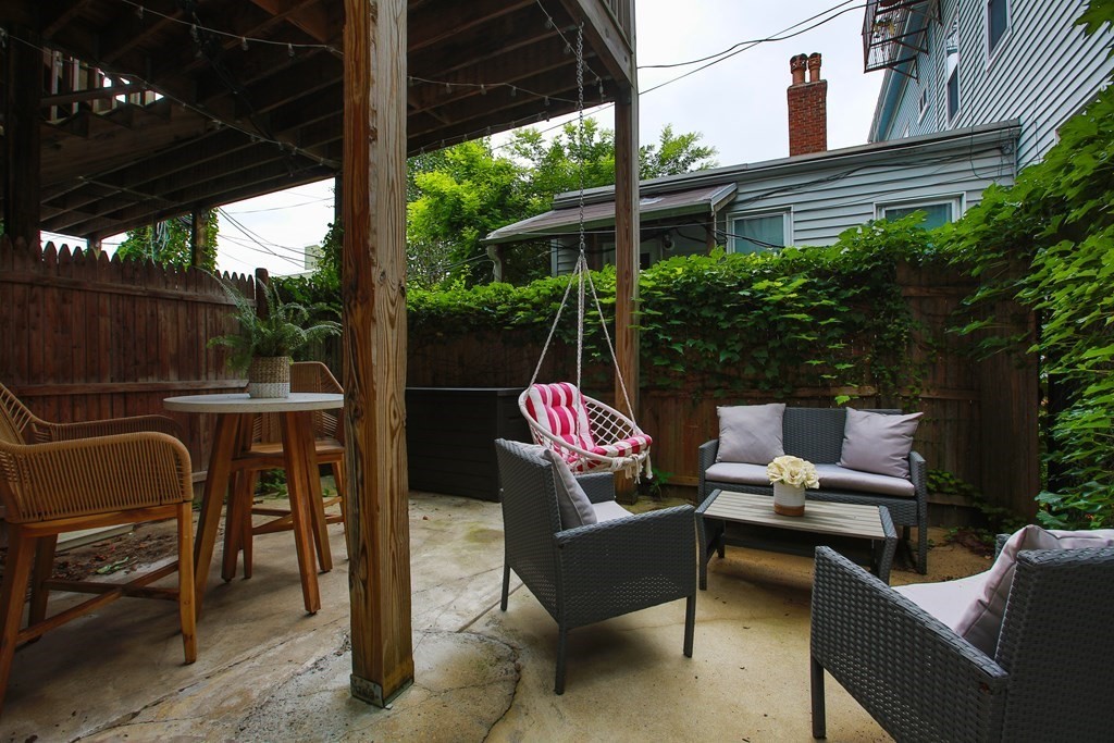 292 E Street, Unit 1 Boston, MA 02127 - Photo 3 of 7