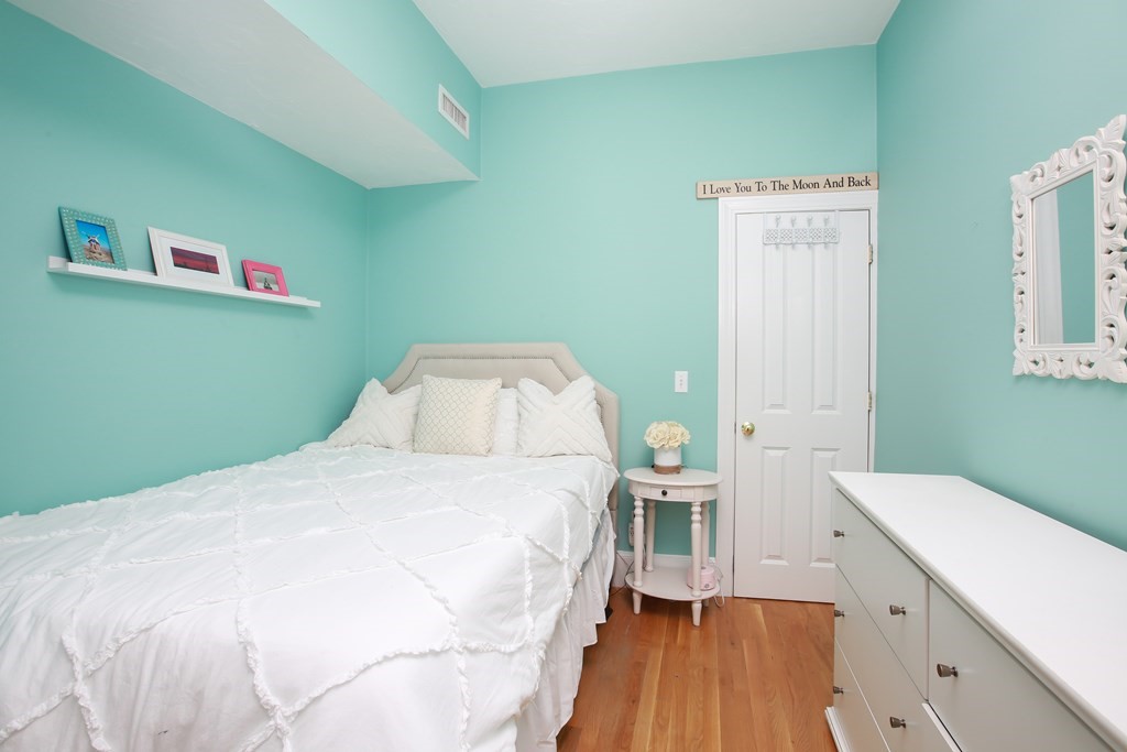 292 E Street, Unit 1 Boston, MA 02127 - Photo 7 of 7