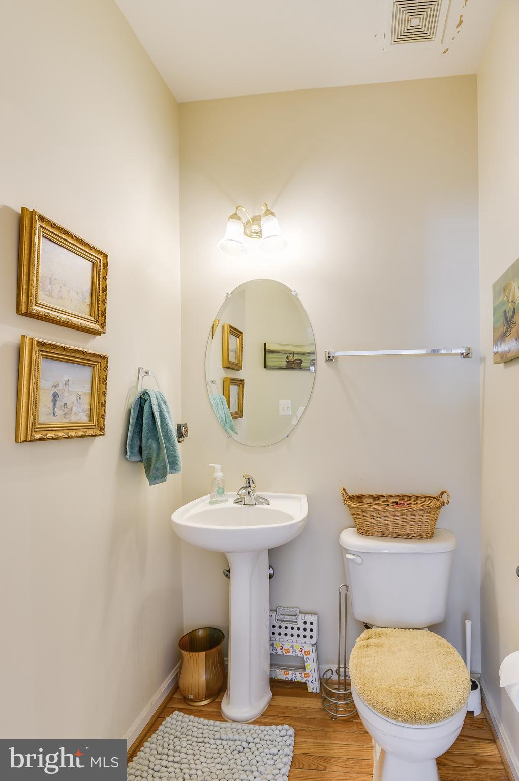 3306 Yellow Flower Road Laurel, MD 20724 - Photo 5 of 30 Main Level Half Bath @ Entrance/Foyer