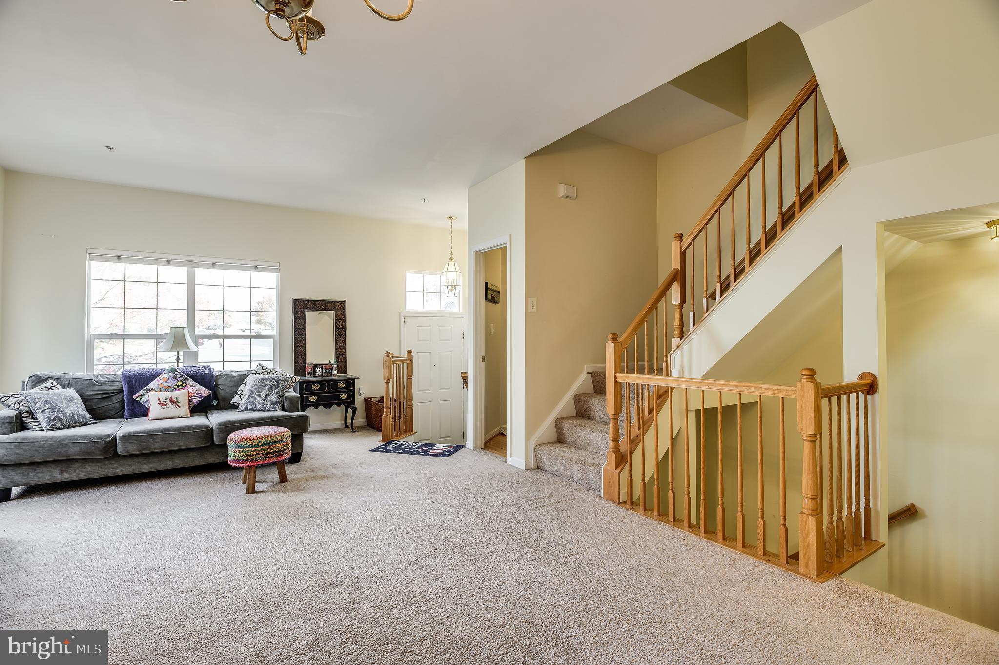 3306 Yellow Flower Road Laurel, MD 20724 - Photo 6 of 30 Living Room