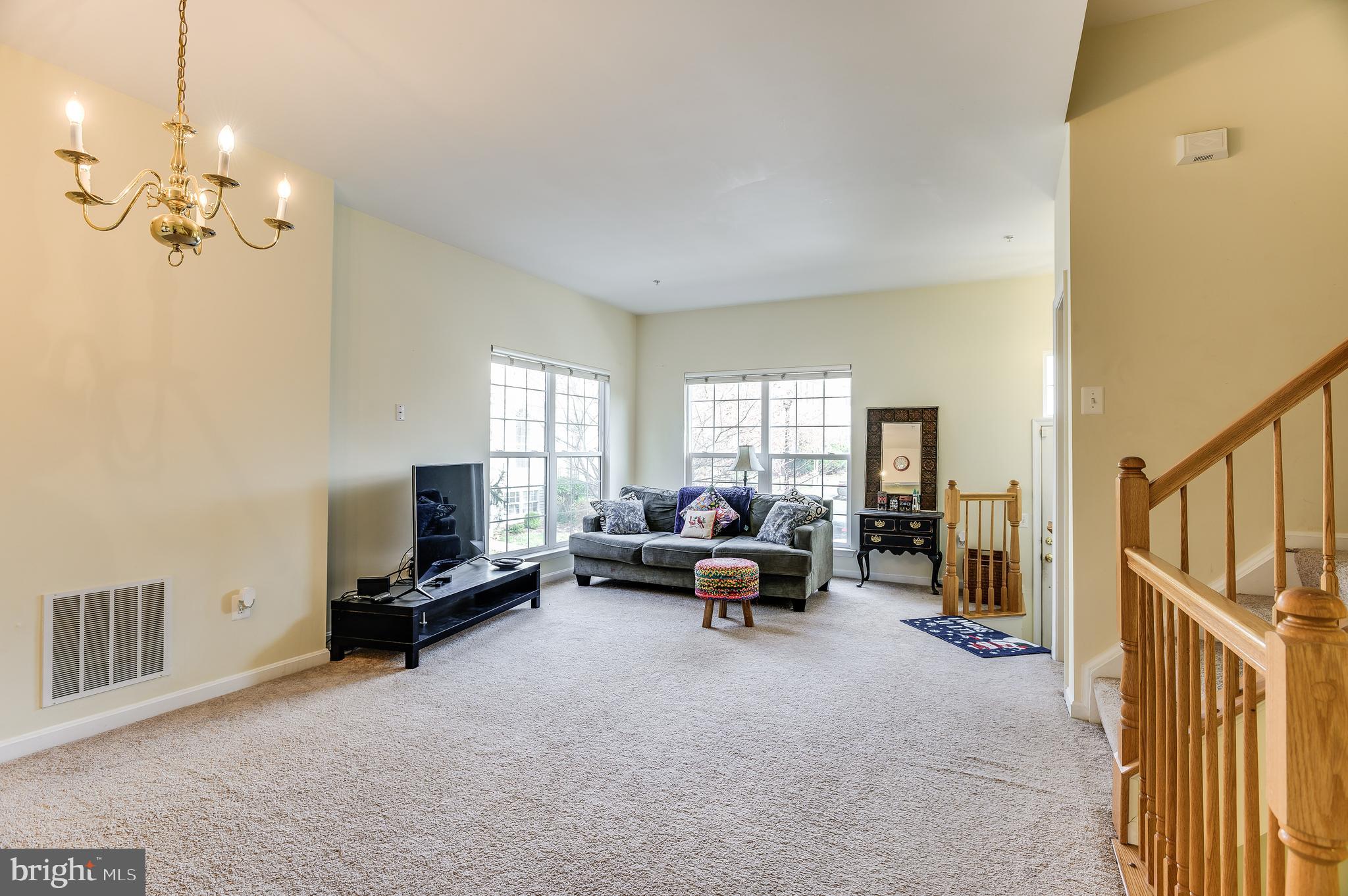 3306 Yellow Flower Road Laurel, MD 20724 - Photo 7 of 30 Living Room