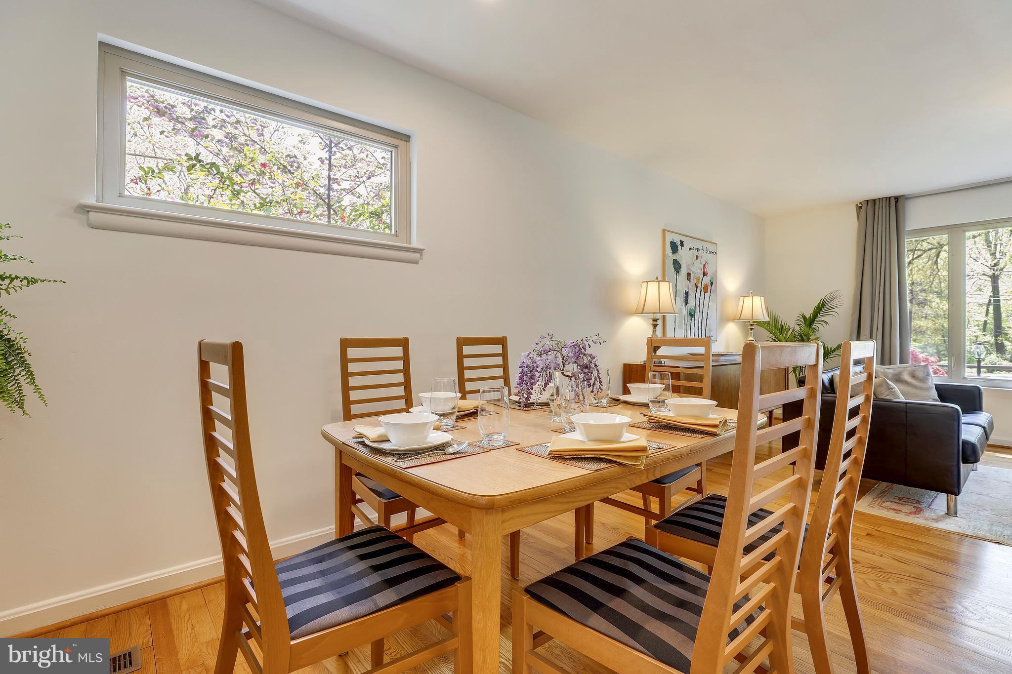 10300 Inwood Avenue Silver Spring, MD 20902 - Photo 7 of 30 Dining Room