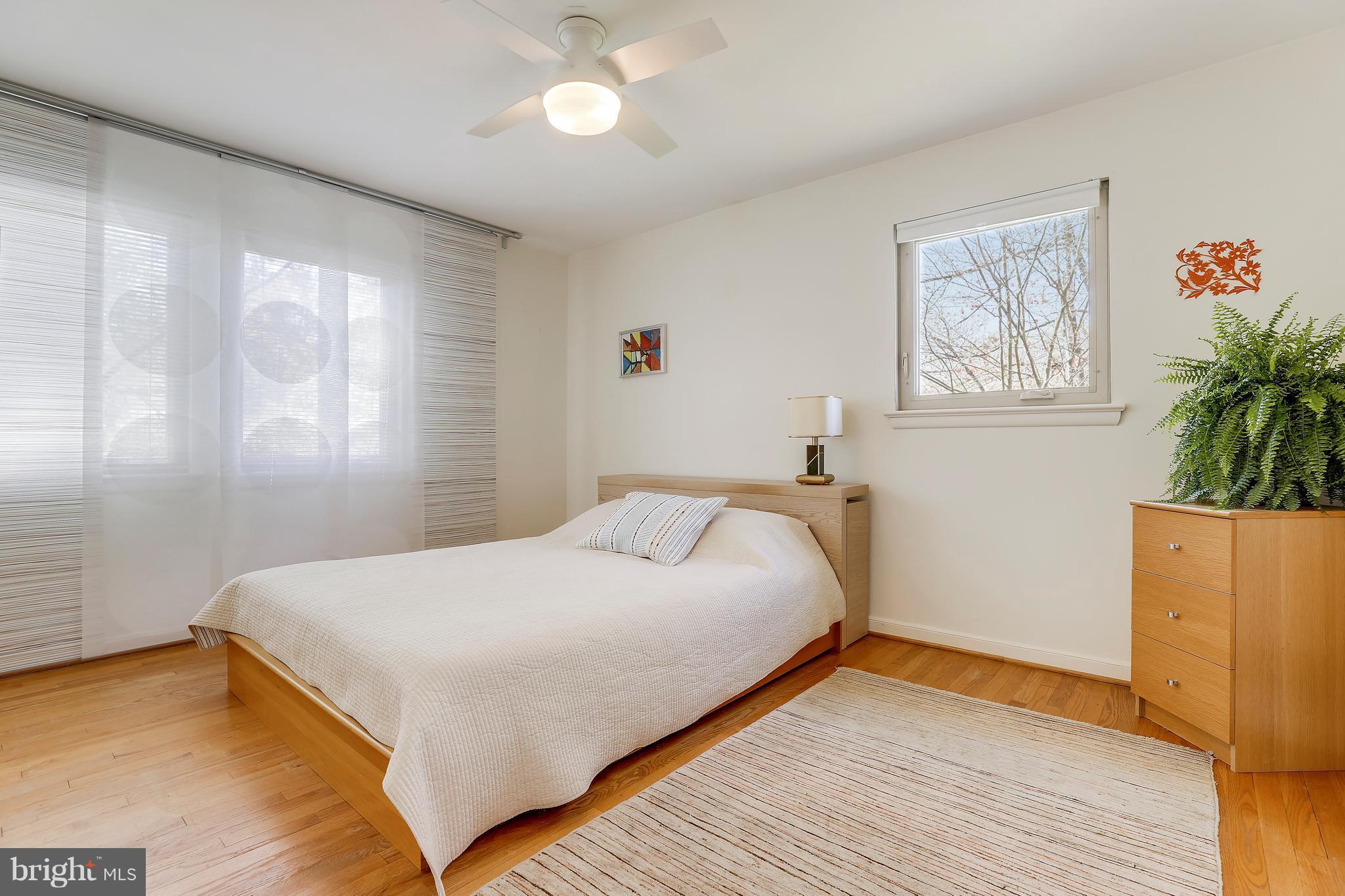 10300 Inwood Avenue Silver Spring, MD 20902 - Photo 10 of 30 Bedroom (Master)