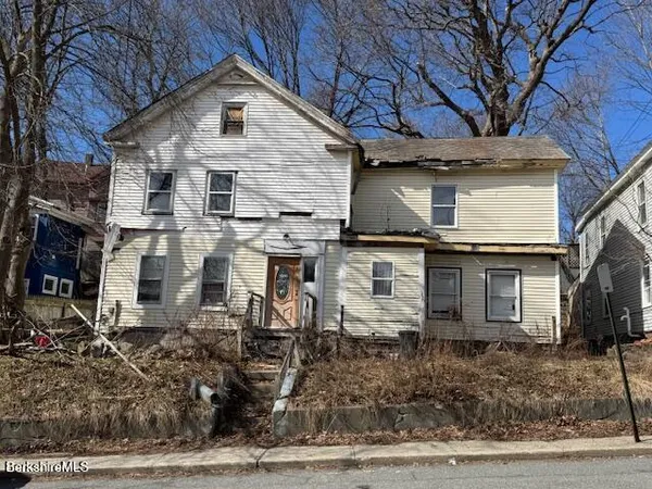 $25,000 | 135 East Quincy Street, North Adams, MA 01247