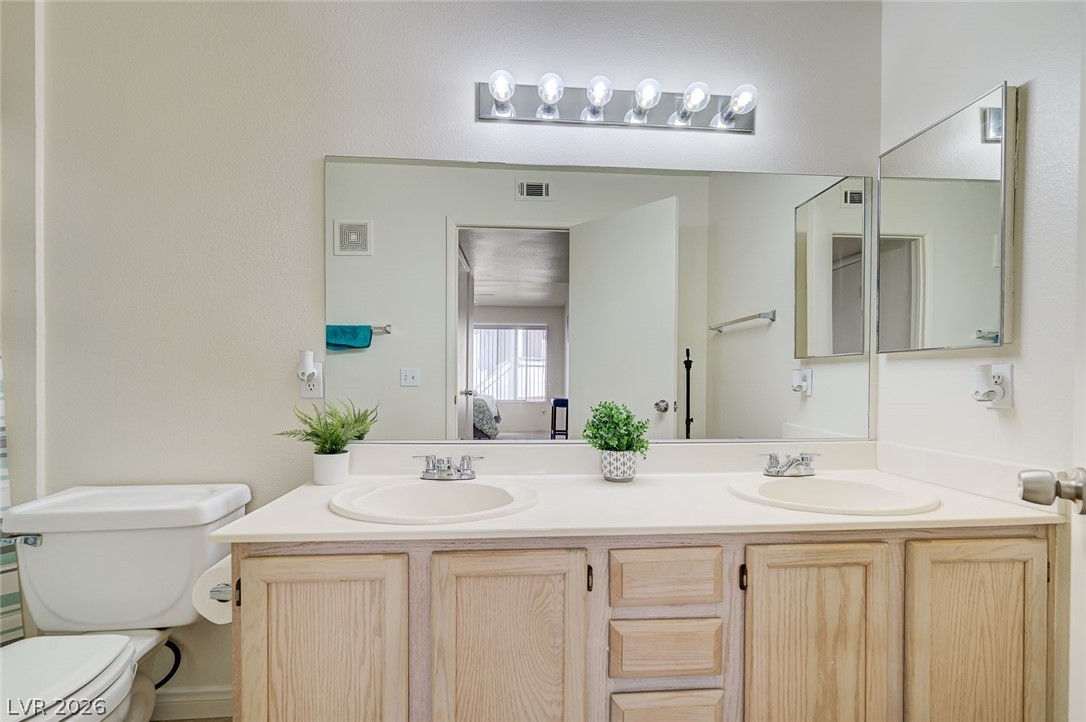 3425 East Russell Road, Unit 220 Las Vegas, NV 89120 - Photo 13 of 24
