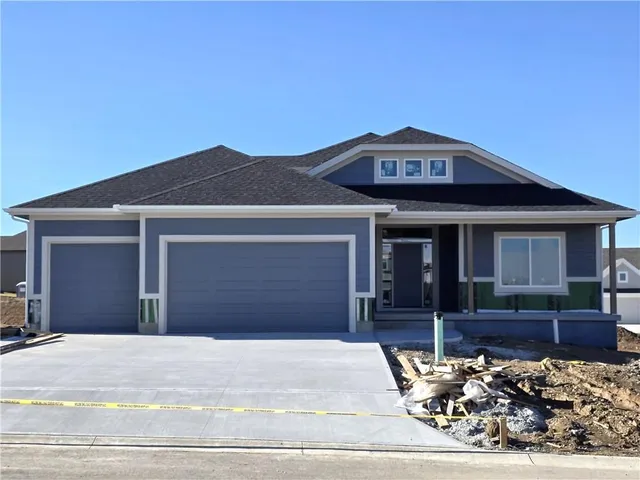 $609,950 | 4550 North 145th Terrace, Basehor, KS 66007