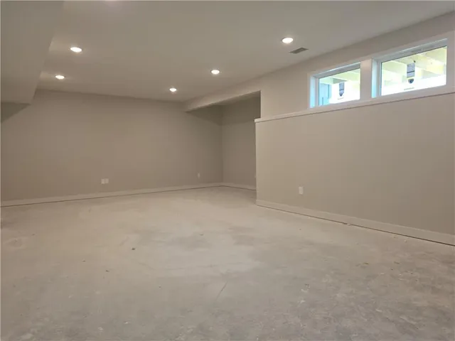 $609,950 | 4550 North 145th Terrace, Basehor, KS 66007