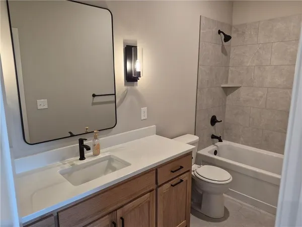 $609,950 | 4550 North 145th Terrace, Basehor, KS 66007