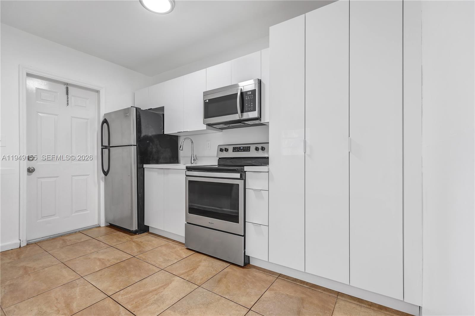 567 Northwest 90th Street, Unit 3 Miami, FL 33150 - Photo 6 of 25