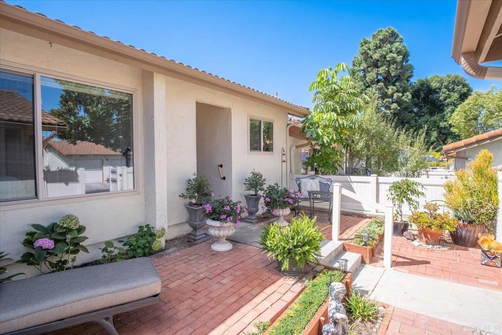 1716 Kellington Place Encinitas, CA 92024 - Photo 22 of 38