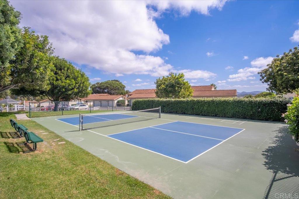 1716 Kellington Place Encinitas, CA 92024 - Photo 30 of 38