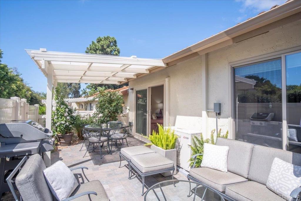 1716 Kellington Place Encinitas, CA 92024 - Photo 6 of 38