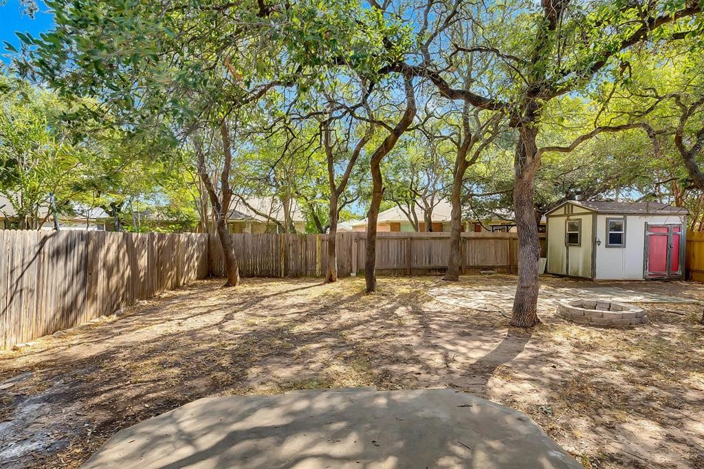 3337 Cantera Way Round Rock, TX 78681 - Photo 25 of 25 a house with trees in front of it