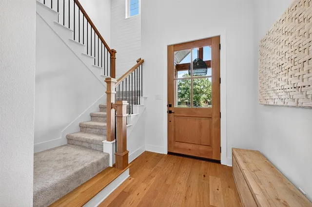 $735,000 | 402 Kiowa Drive West, Gainesville, TX 76240