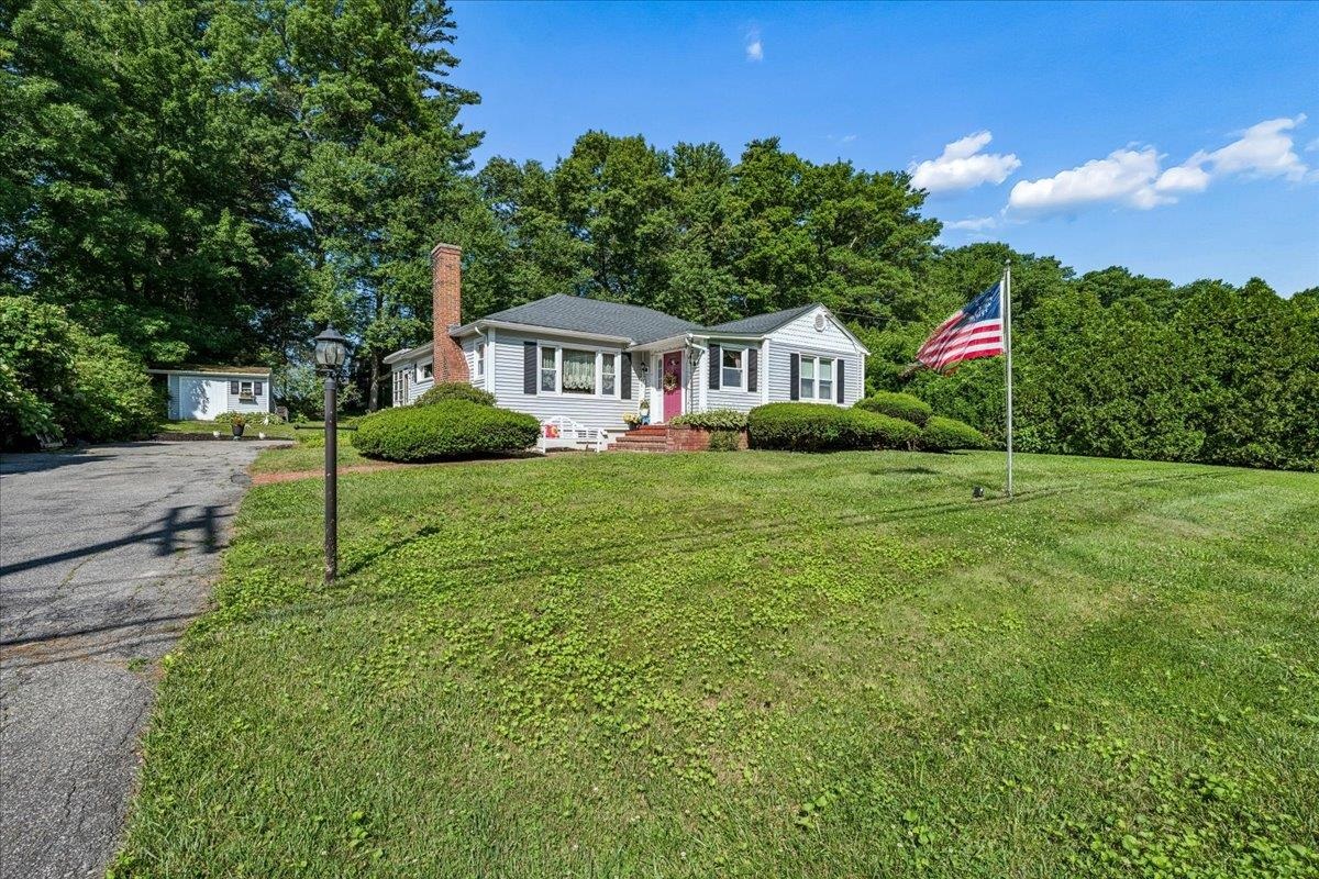 97 Old Rockingham Road Salem, NH 03079 - Photo 40 of 54