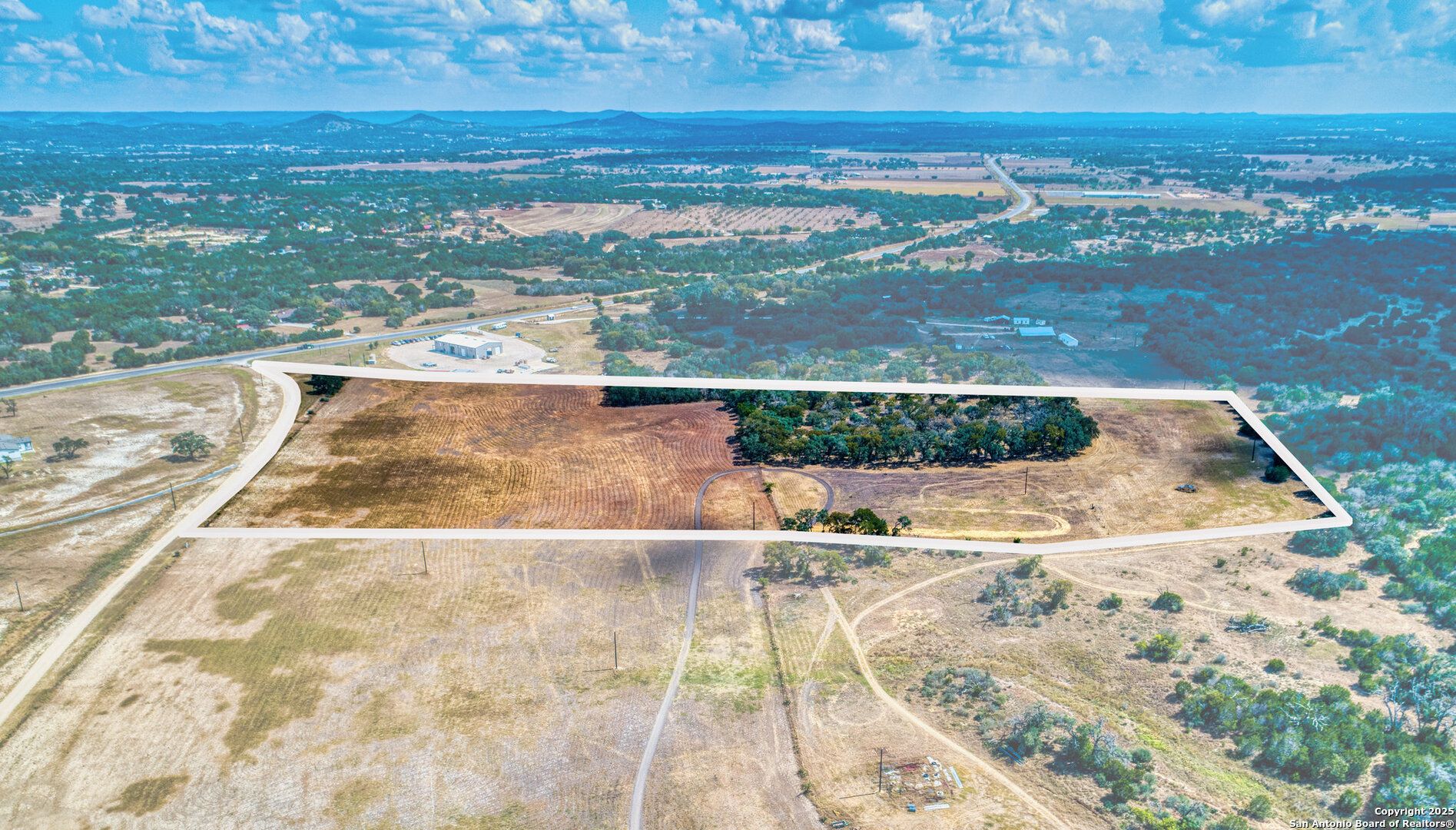 261 Watering Hole Trail Bandera, TX 78003 - Photo 21 of 24