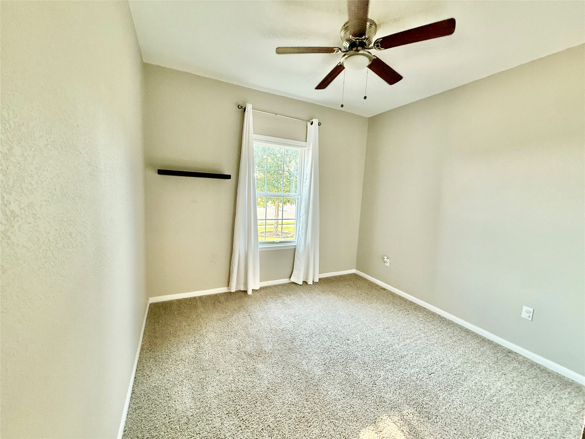 305 Rusk Bluff Avenue Leander, TX 78641 - Photo 30 of 34 secondary bedroom or office
