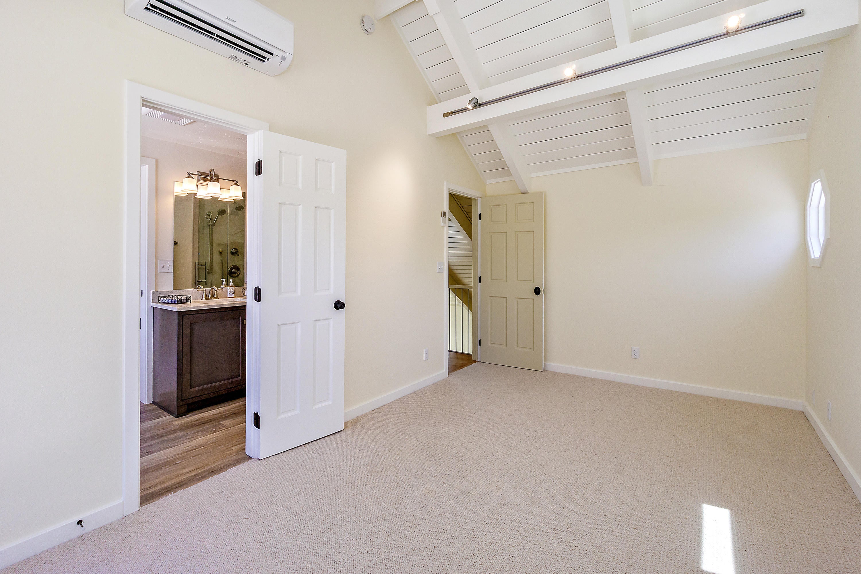 11099 Corp Ranch Road Ashland, OR 97520 - Photo 31 of 44 30