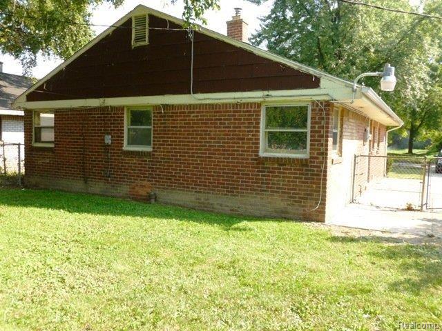27206 Colgate Street Inkster, MI 48141 - Photo 3 of 10 261-788964 - BACK
