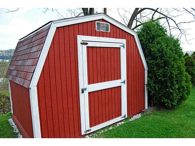 40 Glenn Way McKees Rocks, PA 15136 - Photo 24 of 24 Storage. Storage shed in the back yard.