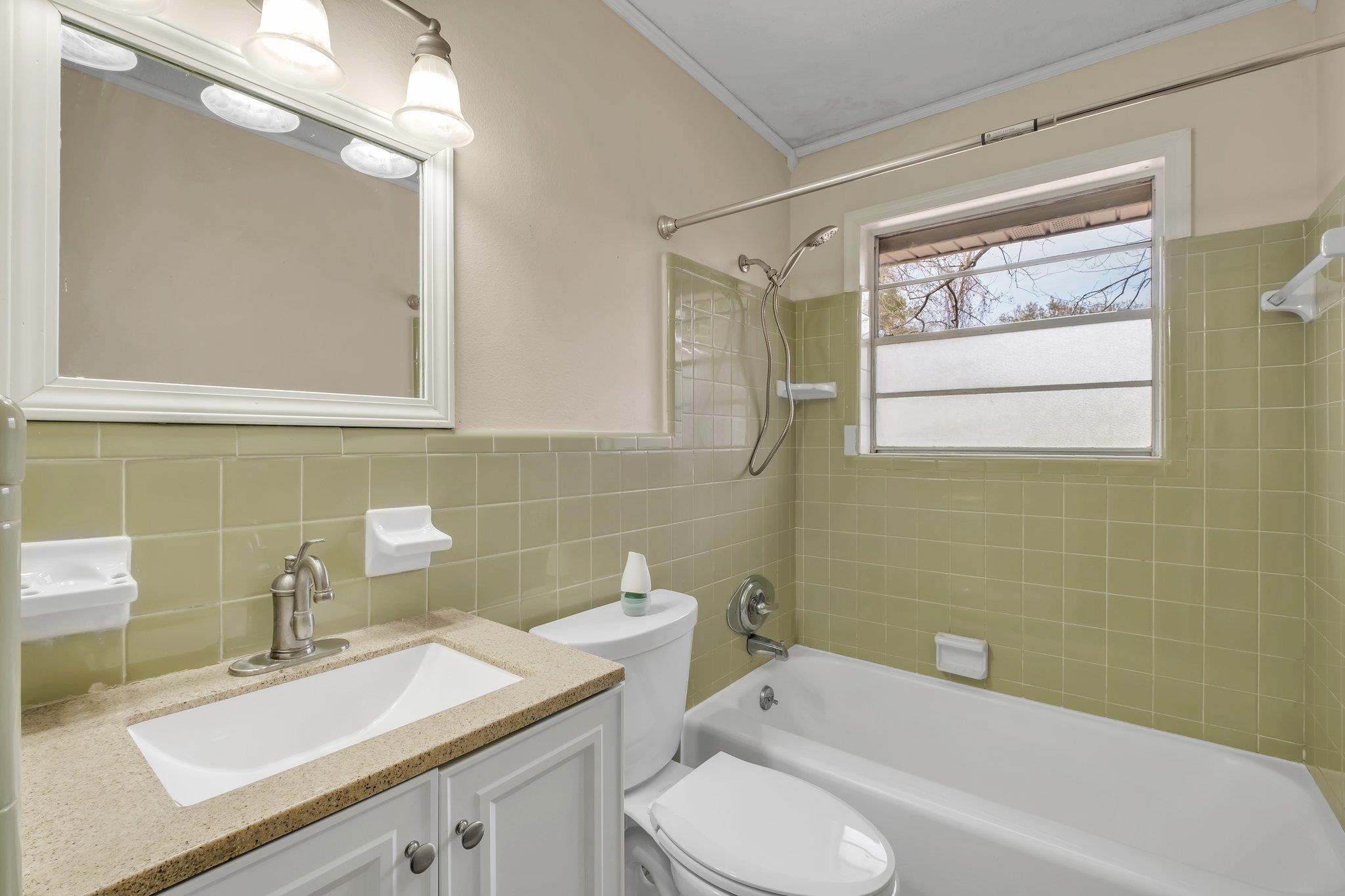 2040 Page Road Tallahassee, FL 32305 - Photo 11 of 28