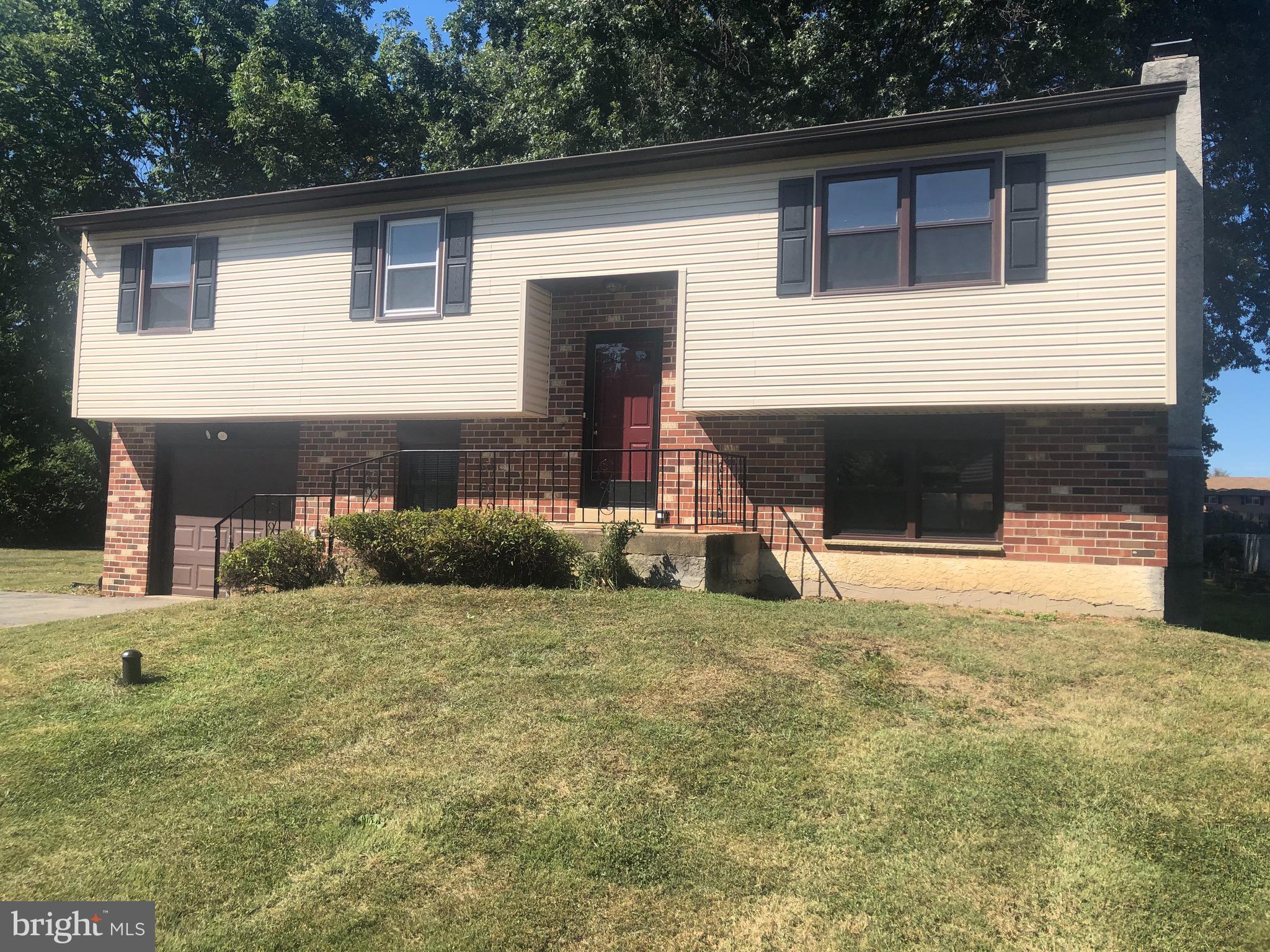 1113 West Warren Road West Chester, PA 19382 - Photo 1 of 30 Gallery Image 1