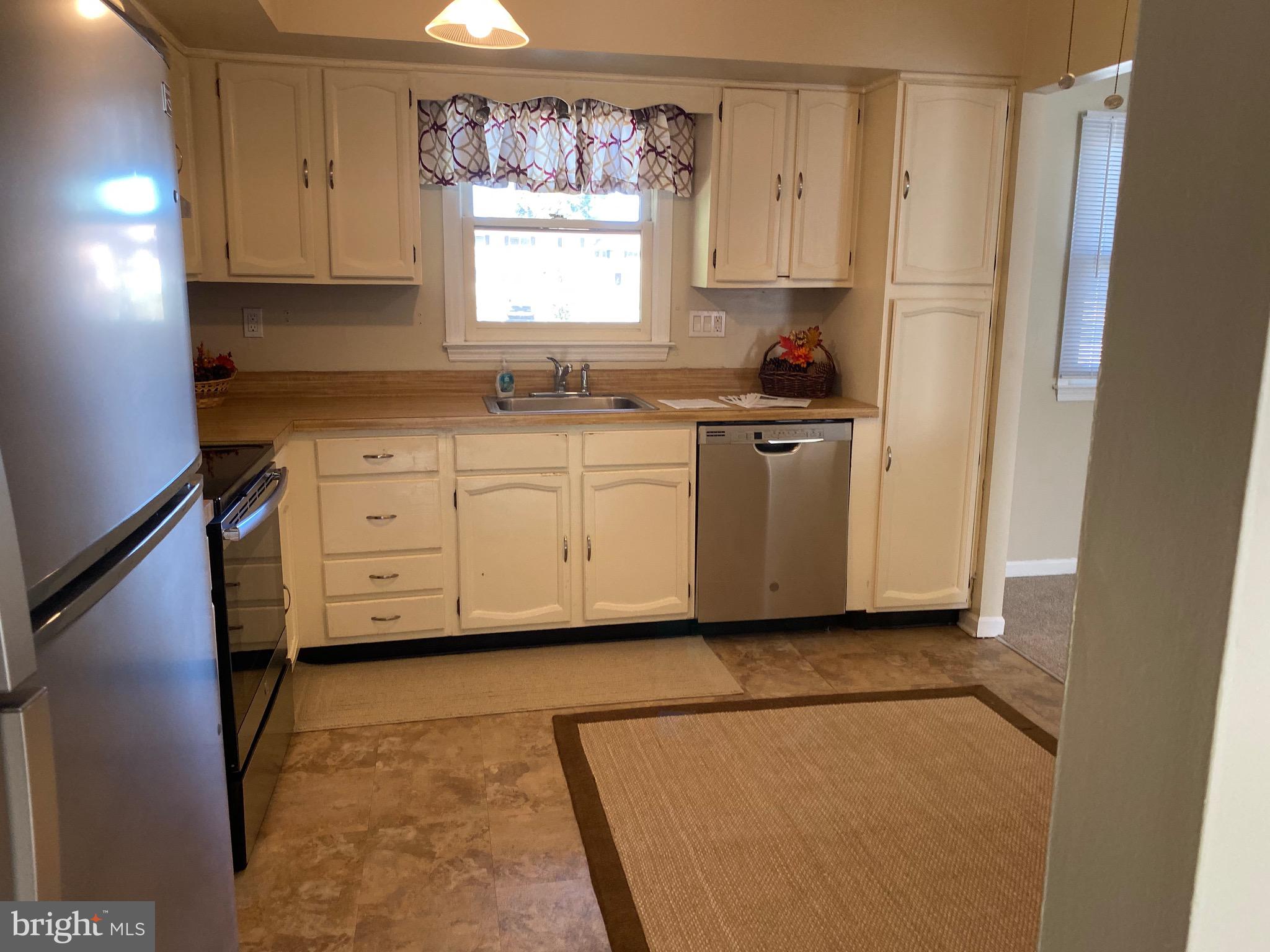 1113 West Warren Road West Chester, PA 19382 - Photo 9 of 30 Gallery Image 9