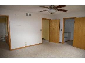 8013 Rinnie Seitz Road Nashville, IN 47448 - Photo 5 of 6