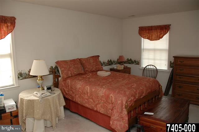 3123 Lakefield Road York, PA 17402 - Photo 4 of 10 Gallery Image 4