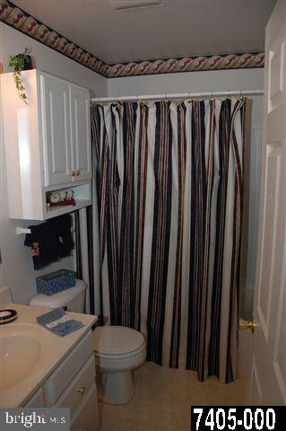 3123 Lakefield Road York, PA 17402 - Photo 8 of 10 Gallery Image 8
