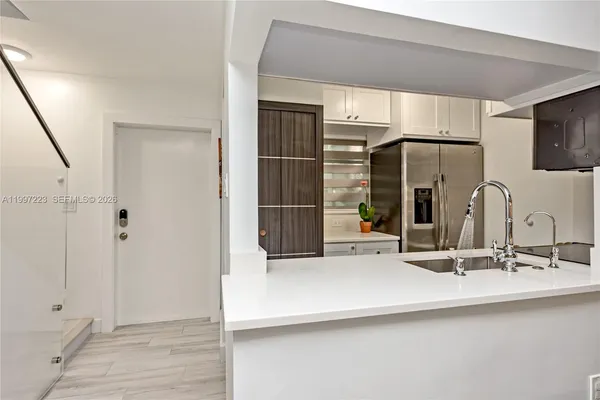 $4,000 | 3000 Bird Avenue, Unit 3C, Coconut Grove, FL 33133