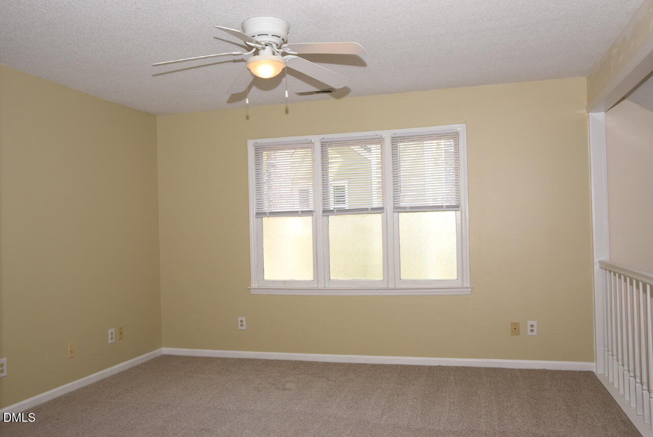 1015 Oak Lake Court Raleigh, NC 27606 - Photo 12 of 37 Loft