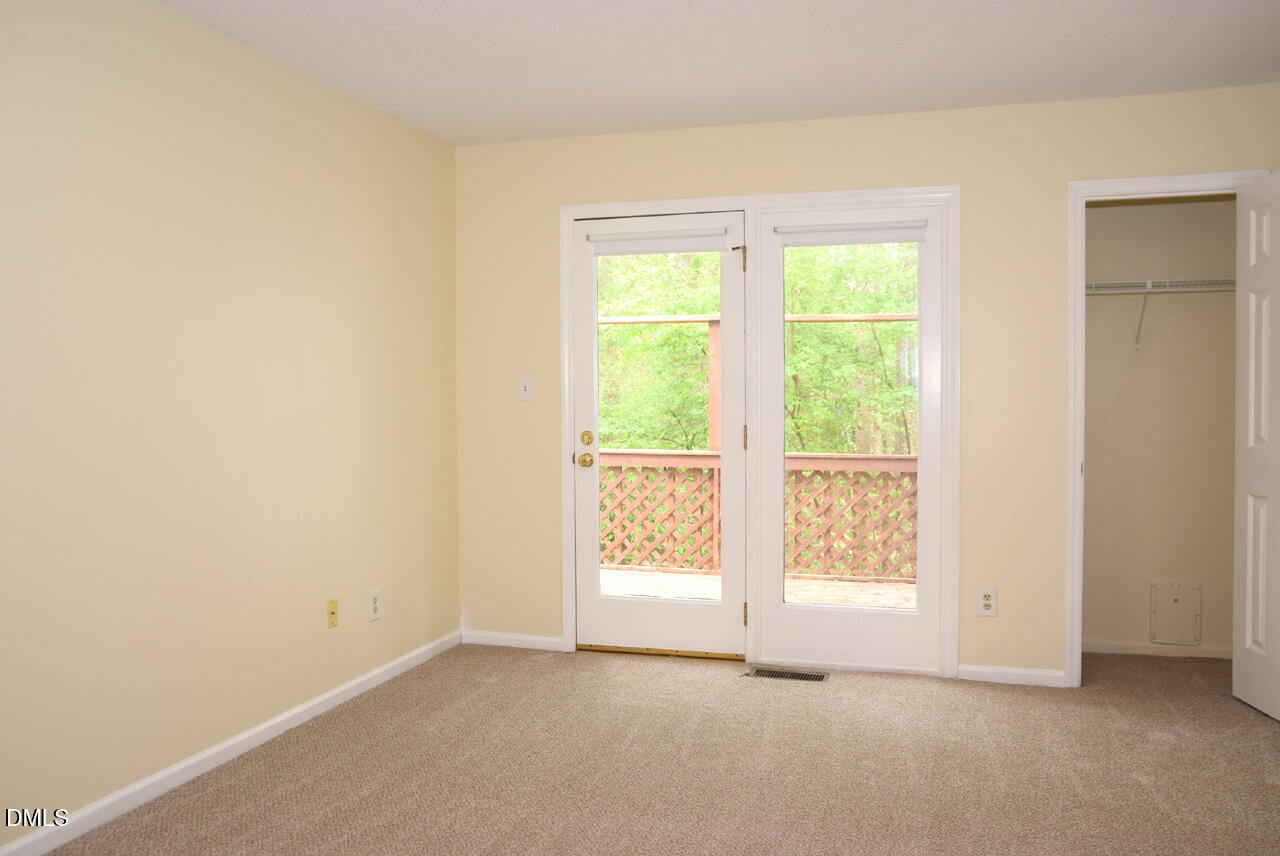 1015 Oak Lake Court Raleigh, NC 27606 - Photo 23 of 37 2nd Bedroom