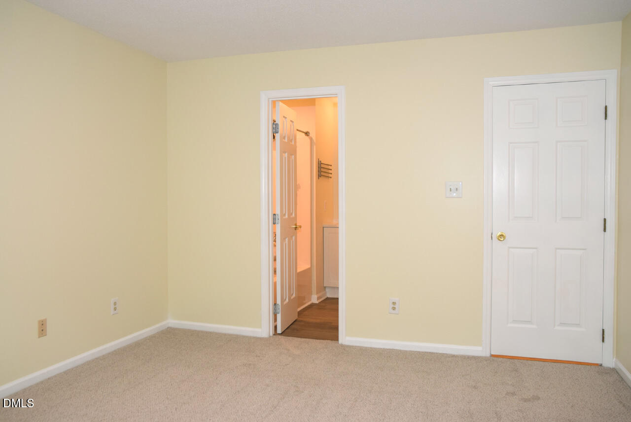 1015 Oak Lake Court Raleigh, NC 27606 - Photo 26 of 37 2nd Bedroom