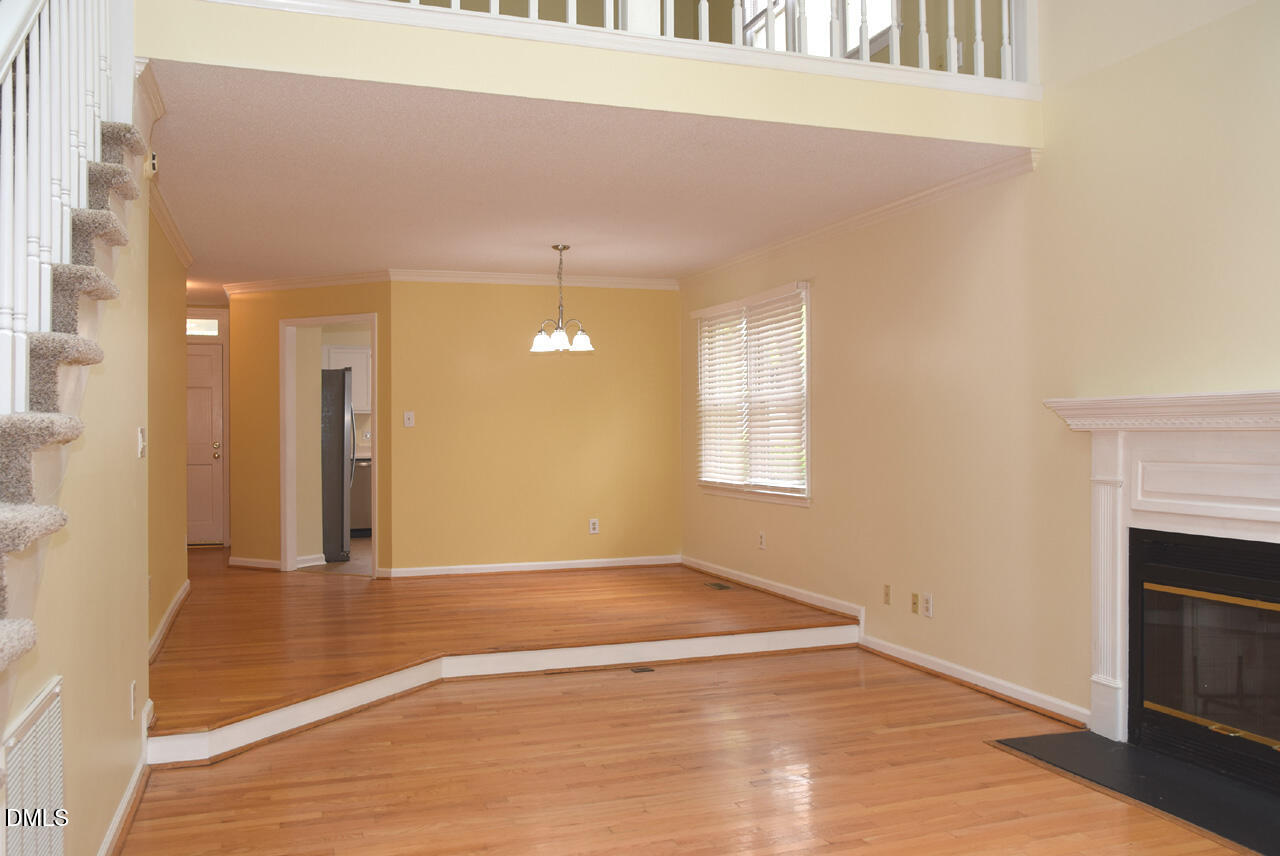1015 Oak Lake Court Raleigh, NC 27606 - Photo 4 of 37 Living and Dining Areas