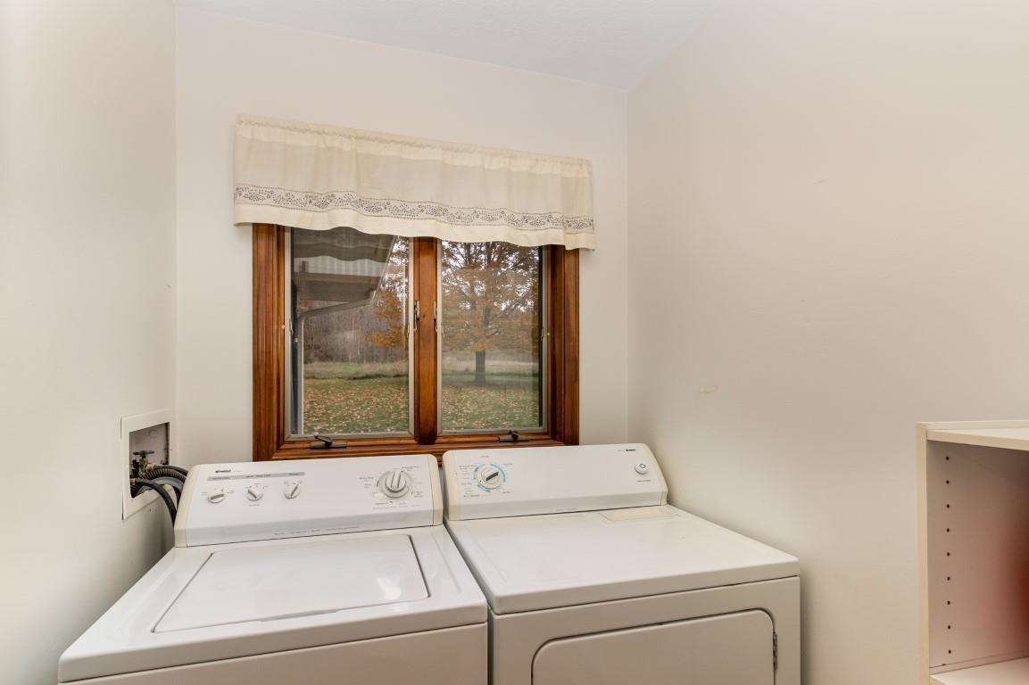 276 West Deerfield Road Mount Pleasant, MI 48858 - Photo 18 of 25 1894900-17.JPG