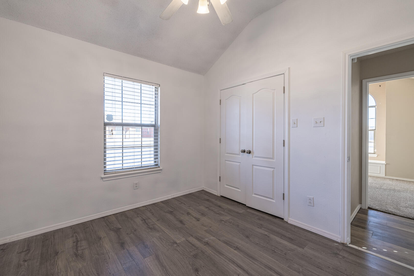 9702 Vernon Avenue Lubbock, TX 79423 - Photo 12 of 43 1-12