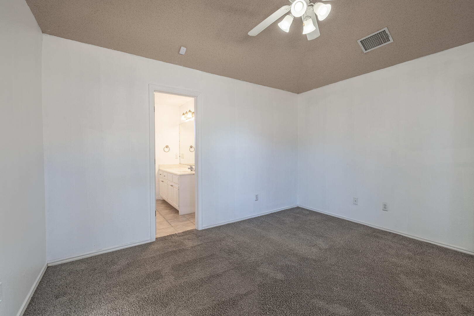 9702 Vernon Avenue Lubbock, TX 79423 - Photo 21 of 43 1-21