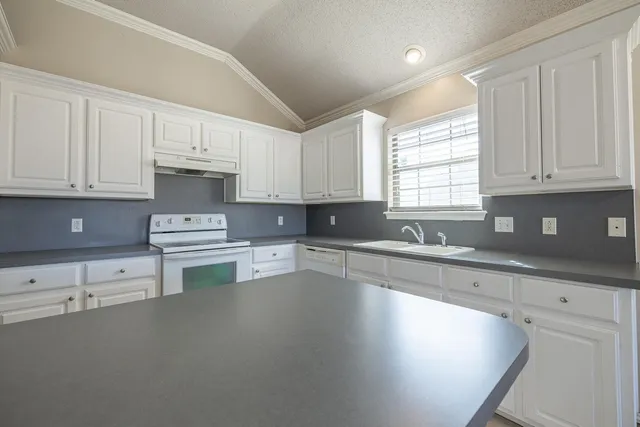 $175,000 | 9702 Vernon Avenue, Lubbock, TX 79423