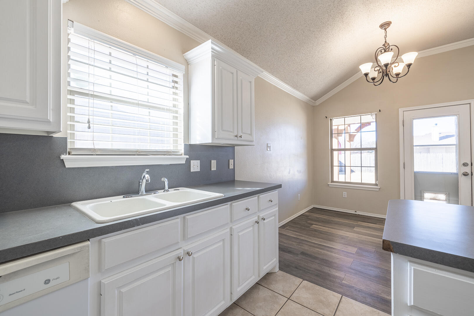 9702 Vernon Avenue Lubbock, TX 79423 - Photo 39 of 43 1-39