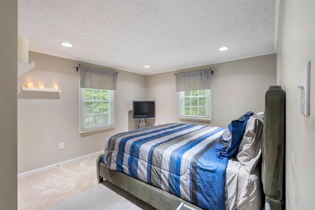 133 Gratuity Road Groton, MA 01450 - Photo 19 of 26 Gallery Image 19