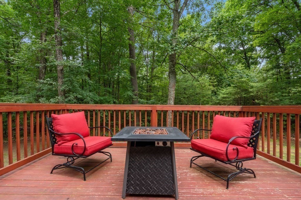 133 Gratuity Road Groton, MA 01450 - Photo 7 of 26 Gallery Image 7