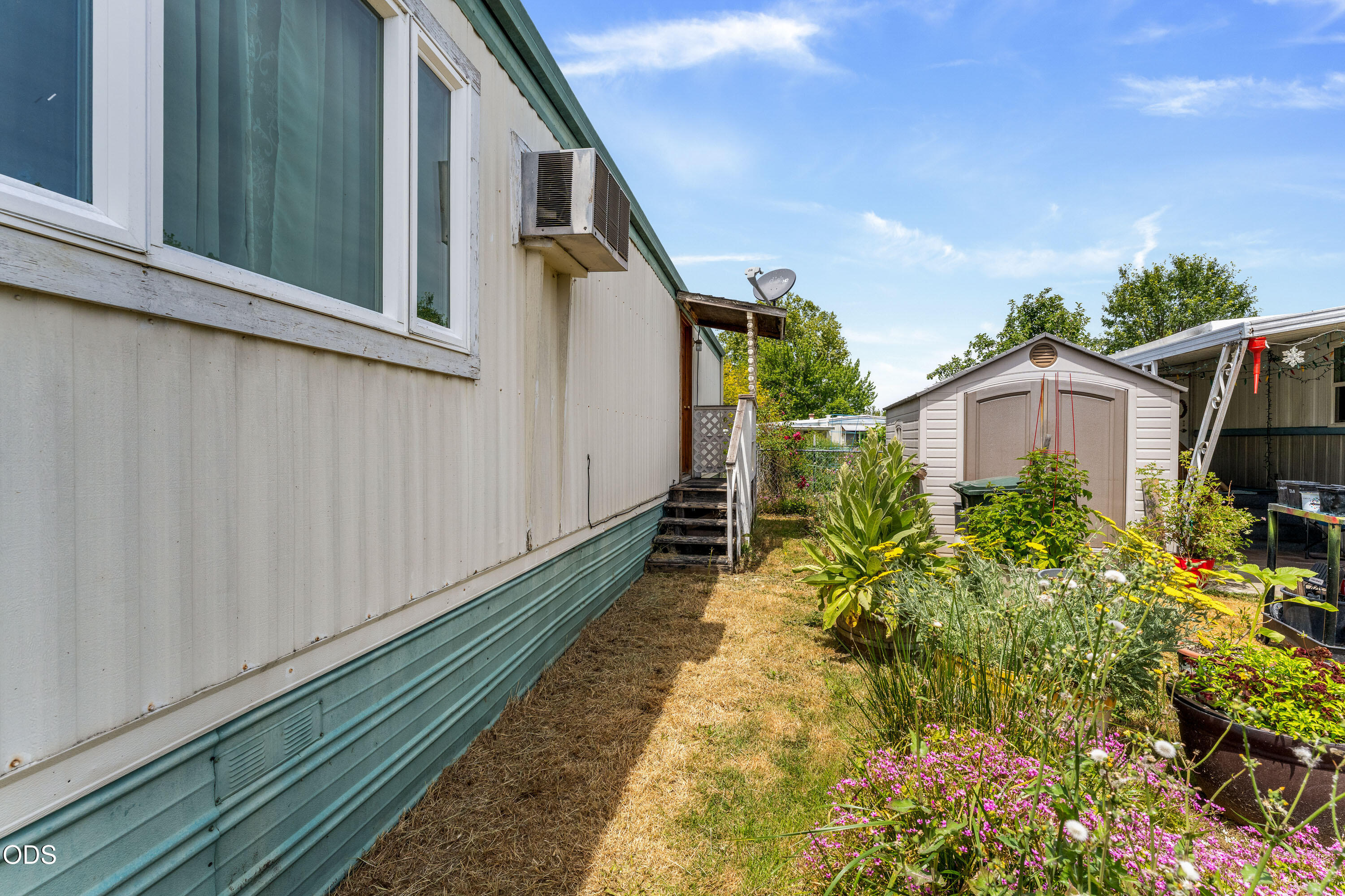 1241 Dowell Road, Unit 66 Grants Pass, OR 97527 - Photo 13 of 16
