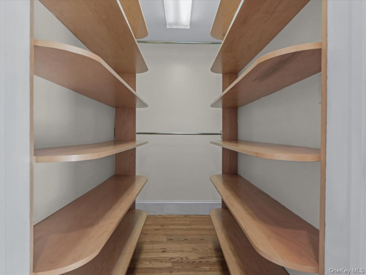 2 Amherst Road Great Neck, NY 11021 - Photo 35 of 45 a view of entryway