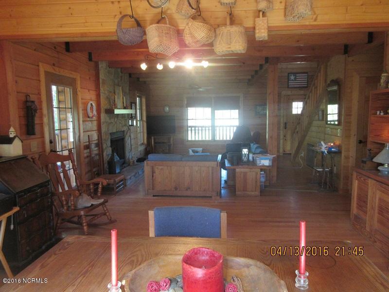 3596 Point Caswell Road Atkinson, NC 28421 - Photo 4 of 46 IMG_2101