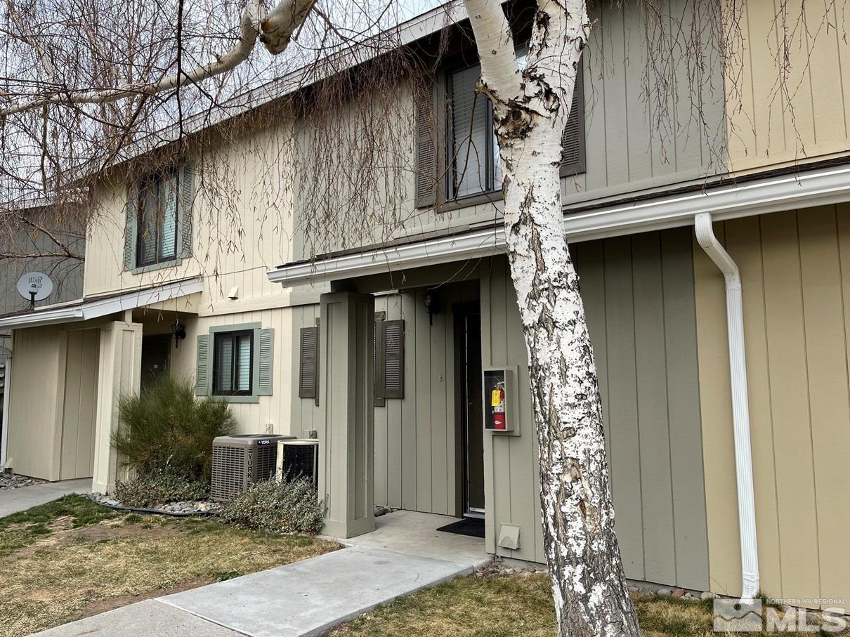 3230 Wedekind Road, Unit 17 Sparks, NV 89431 - Photo 1 of 38 Photo 1