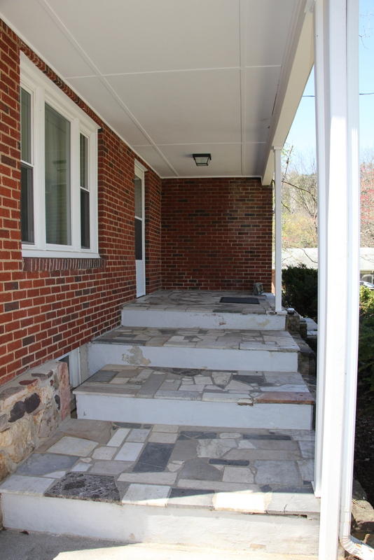 1103 Victory Road Southeast Roanoke, VA 24014 - Photo 6 of 49 A-5