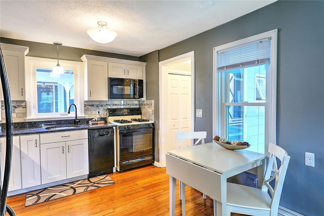 72 Bay Road Barrington, RI 02806 - Photo 17 of 17