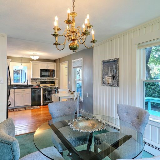 72 Bay Road Barrington, RI 02806 - Photo 7 of 17