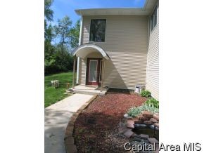 7367 Deer Run Road Pleasant Plains, IL 62677 - Photo 2 of 12 Gallery Image 2